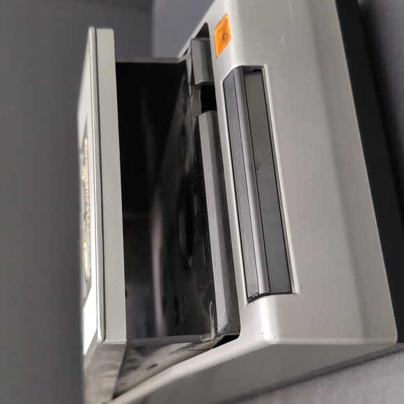 VGT, Quantum International VHS Video Rewinder. - Picture 4 of 9